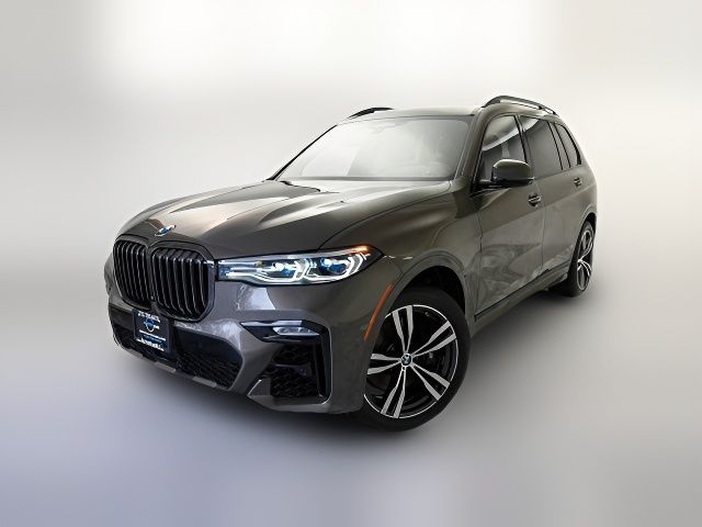 2022 BMW X7 M50i