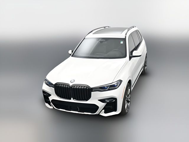 2022 BMW X7 M50i