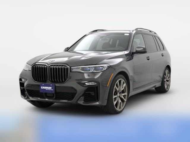 2022 BMW X7 M50i