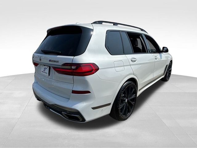 2022 BMW X7 M50i