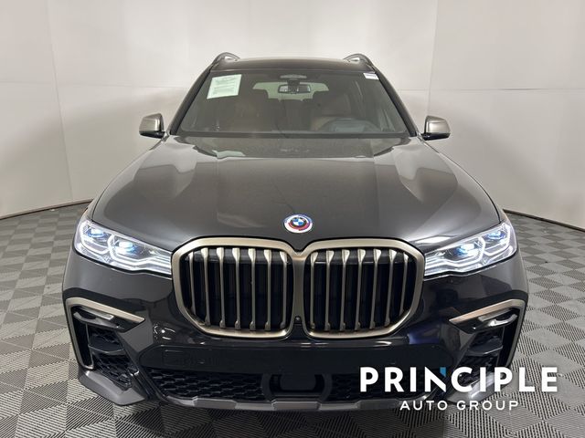 2022 BMW X7 M50i