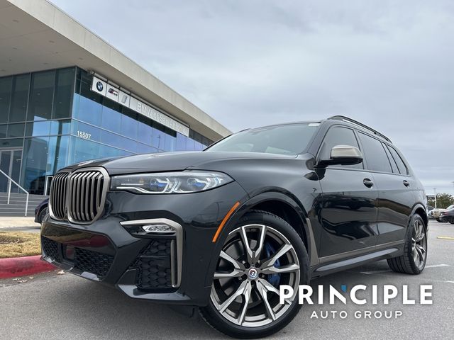 2022 BMW X7 M50i