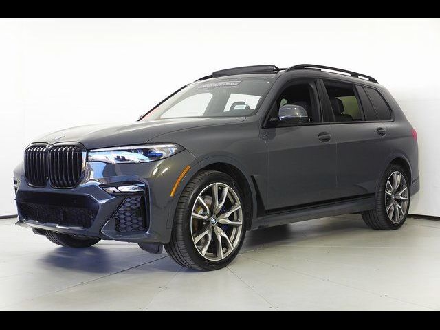 2022 BMW X7 M50i