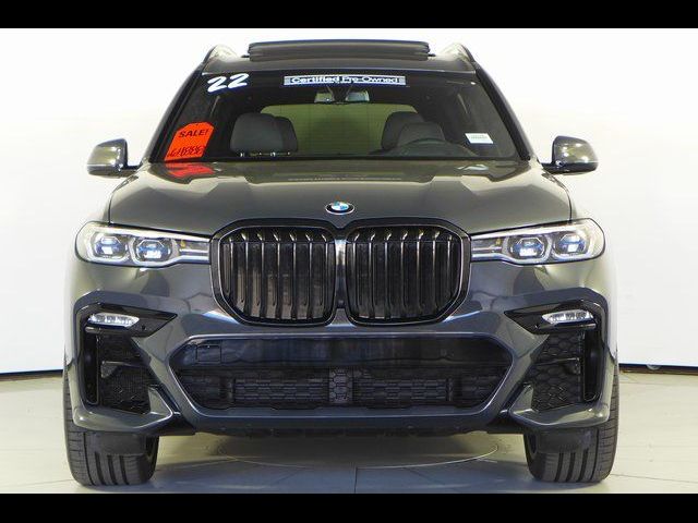 2022 BMW X7 M50i