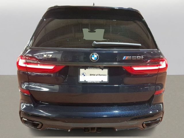 2022 BMW X7 M50i