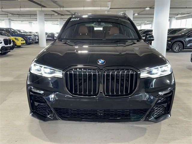 2022 BMW X7 M50i