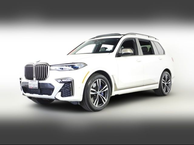 2022 BMW X7 M50i