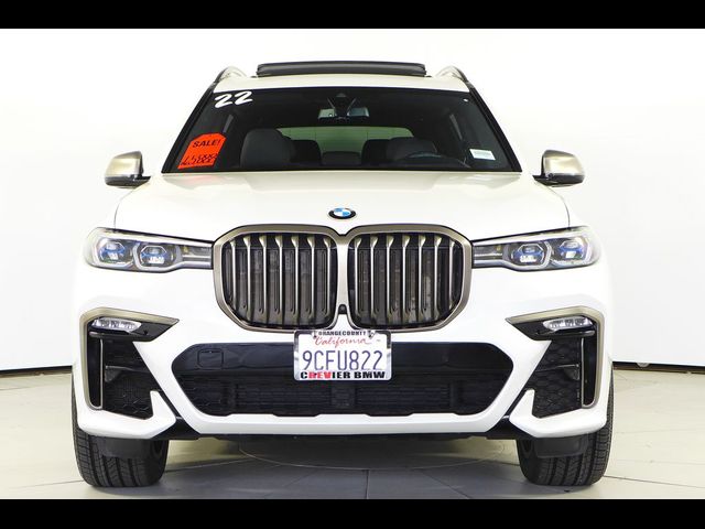 2022 BMW X7 M50i