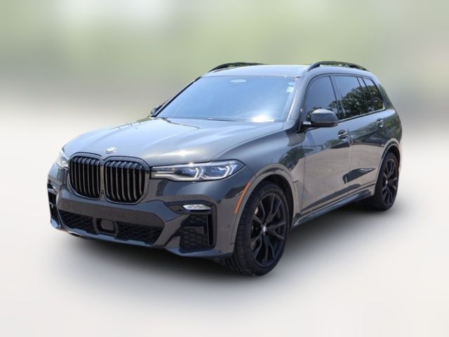 2022 BMW X7 M50i