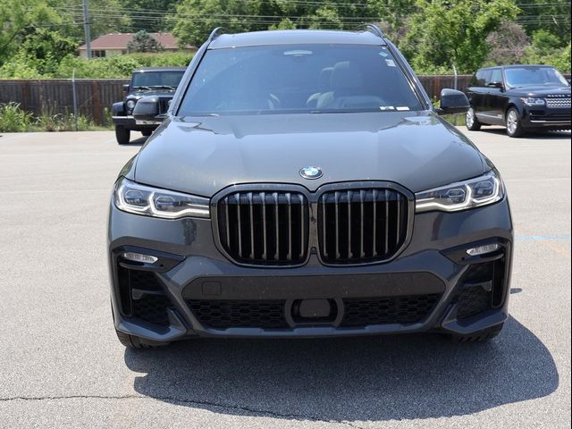 2022 BMW X7 M50i