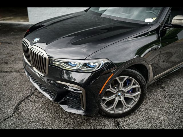 2022 BMW X7 M50i