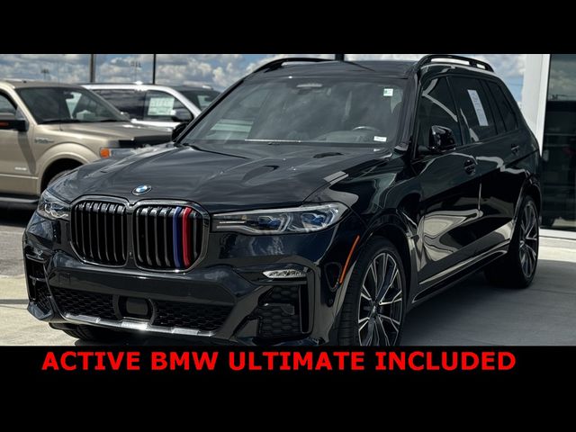 2022 BMW X7 M50i