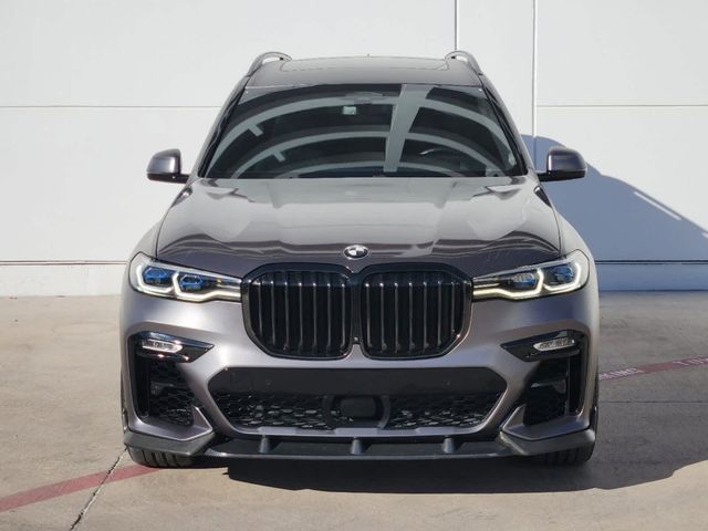 2022 BMW X7 M50i