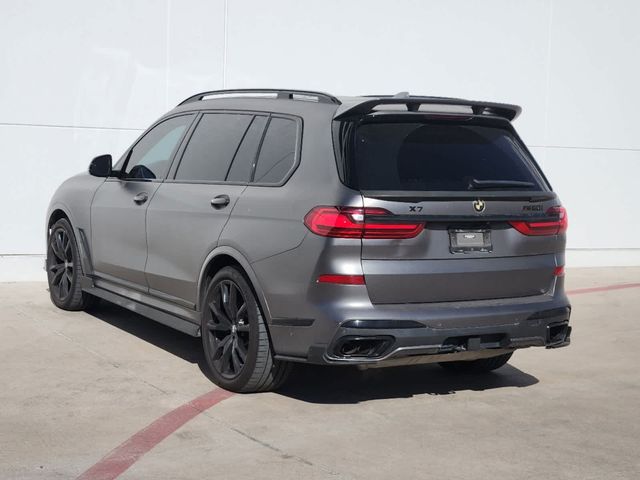 2022 BMW X7 M50i