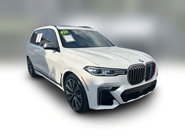 2022 BMW X7 M50i