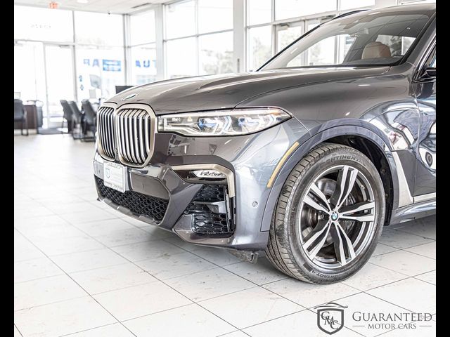 2022 BMW X7 M50i