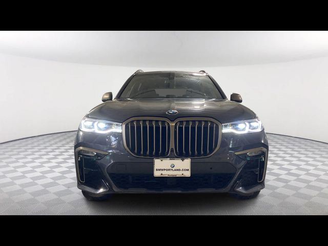 2022 BMW X7 M50i