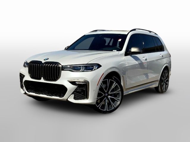 2022 BMW X7 M50i