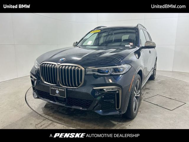 2022 BMW X7 M50i