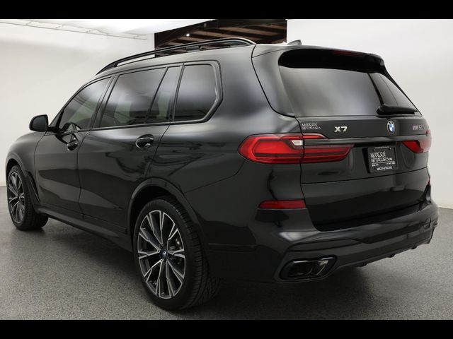 2022 BMW X7 M50i