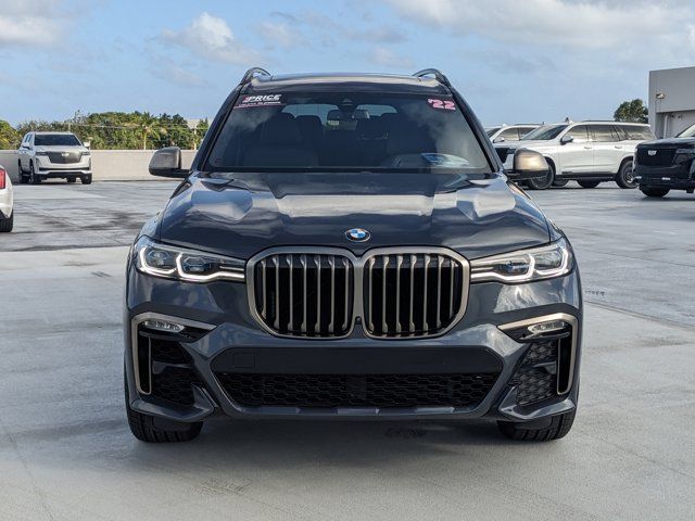 2022 BMW X7 M50i