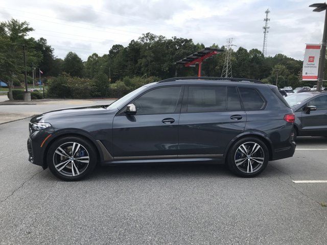 2022 BMW X7 M50i