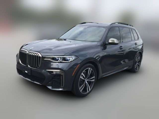 2022 BMW X7 M50i