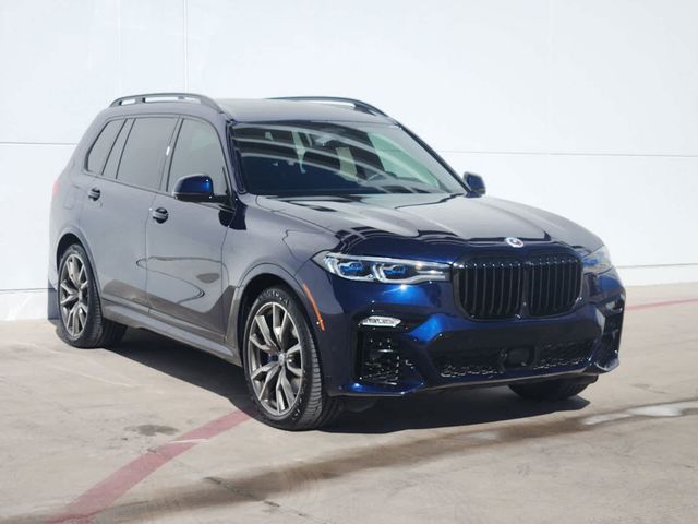 2022 BMW X7 M50i