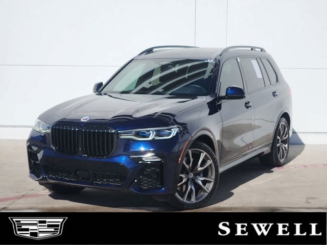 2022 BMW X7 M50i