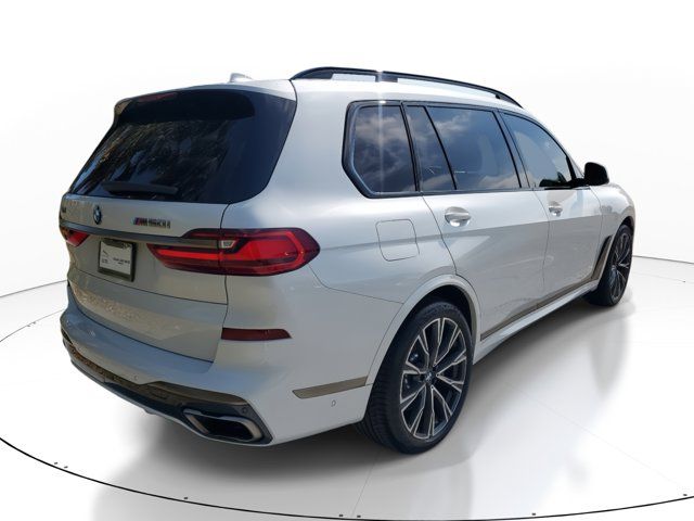 2022 BMW X7 M50i