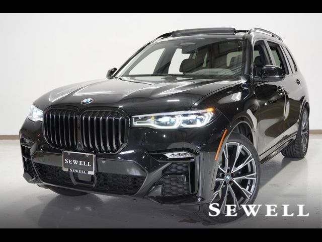 2022 BMW X7 M50i