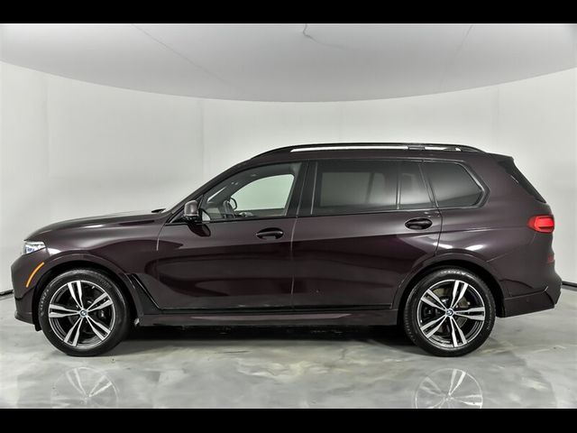 2022 BMW X7 M50i