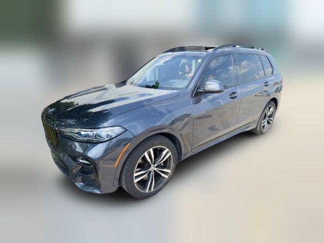 2022 BMW X7 M50i