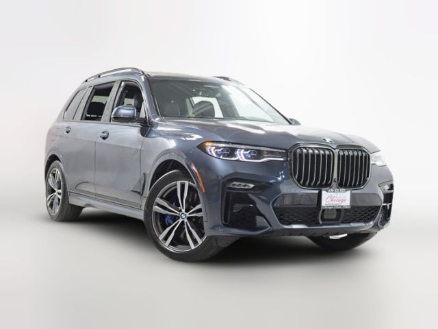 2022 BMW X7 M50i