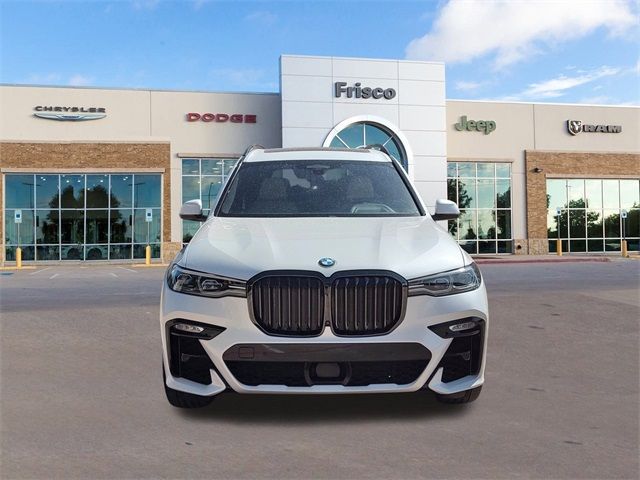 2022 BMW X7 M50i