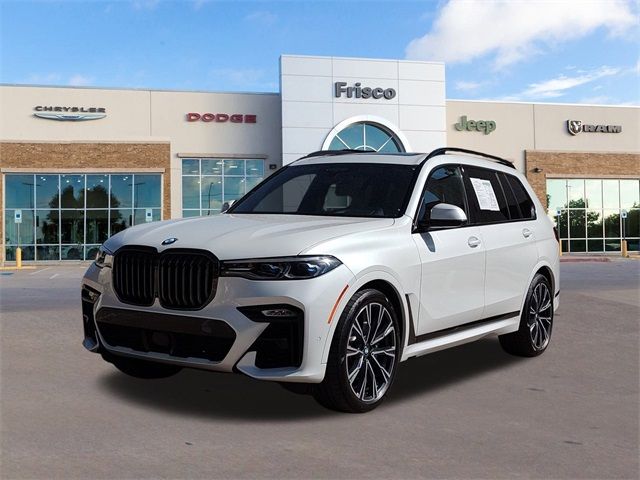 2022 BMW X7 M50i