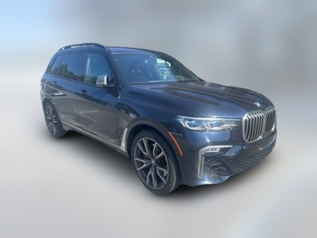 2022 BMW X7 M50i