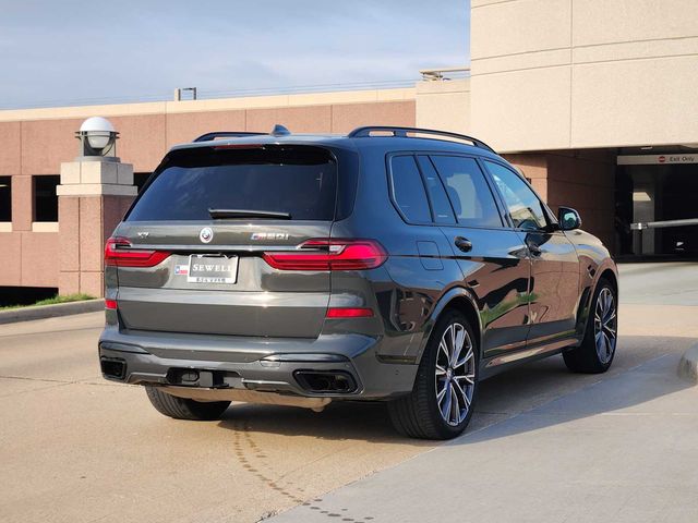 2022 BMW X7 M50i