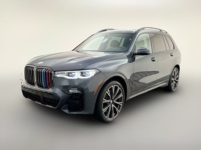 2022 BMW X7 M50i