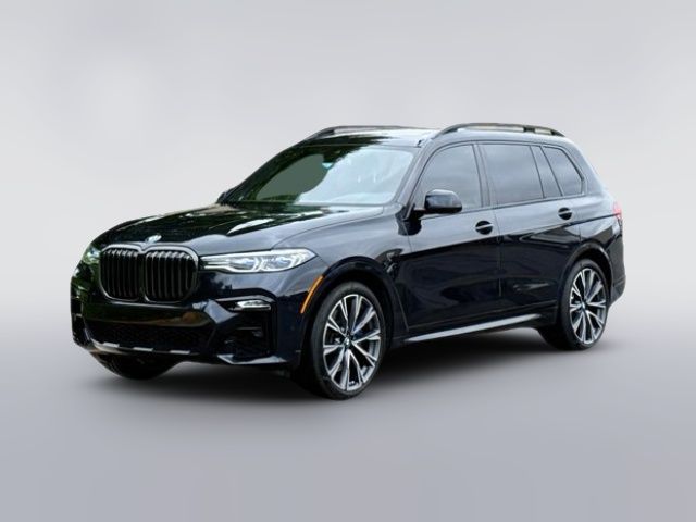 2022 BMW X7 M50i