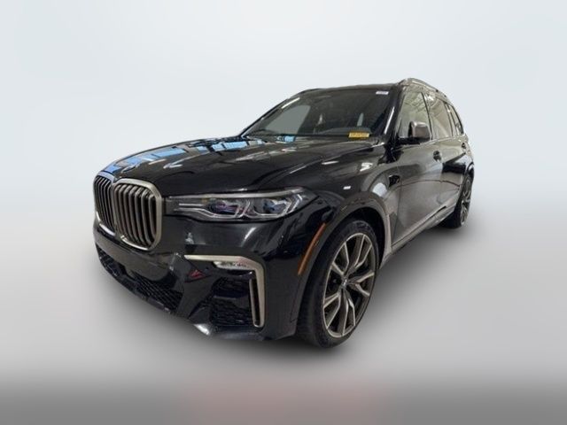 2022 BMW X7 M50i