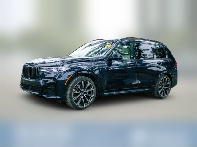 2022 BMW X7 M50i