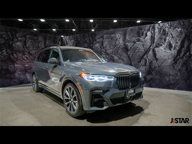2022 BMW X7 M50i