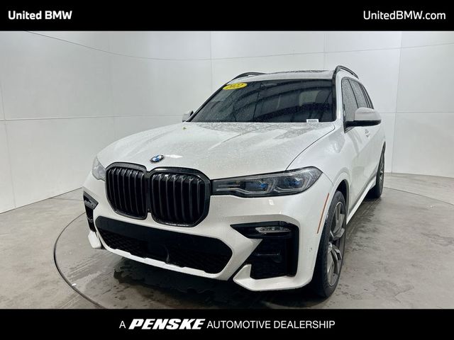 2022 BMW X7 M50i