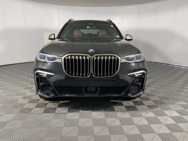 2022 BMW X7 M50i