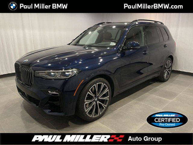 2022 BMW X7 M50i