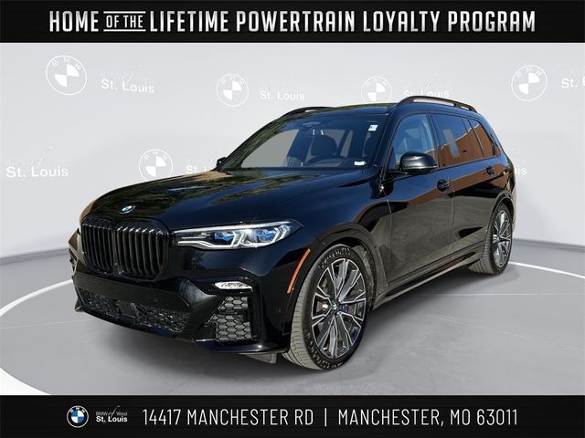 2022 BMW X7 M50i