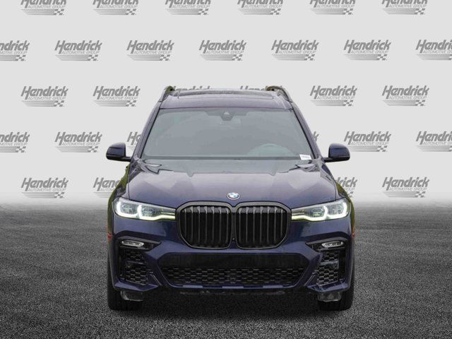 2022 BMW X7 M50i