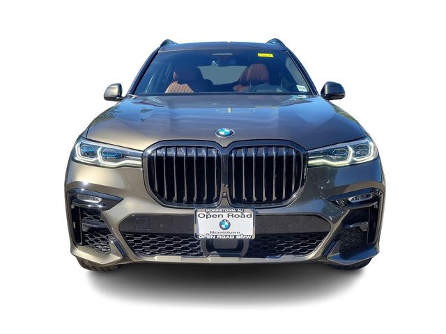 2022 BMW X7 M50i