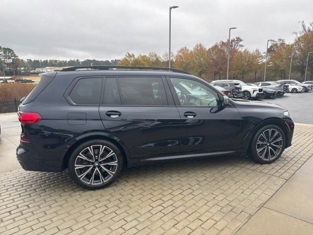 2022 BMW X7 M50i